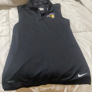 Women’s sleeveless golf shirt